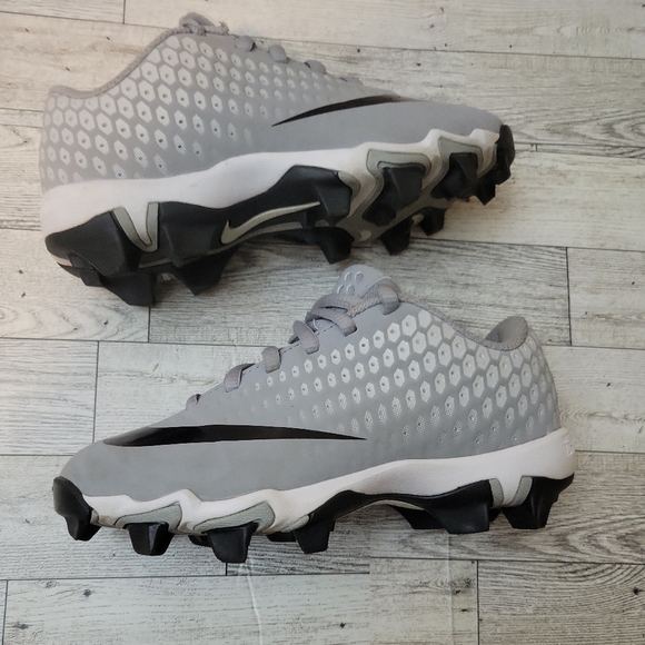 Sold Nike Boys Fastflex Baseball Cleats Size 1Y Gray AQ8151-002 - Picture 7 of 10